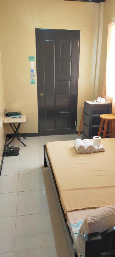 Havenly Guesthouse And Body Massage Spa 몰볼 외부 사진